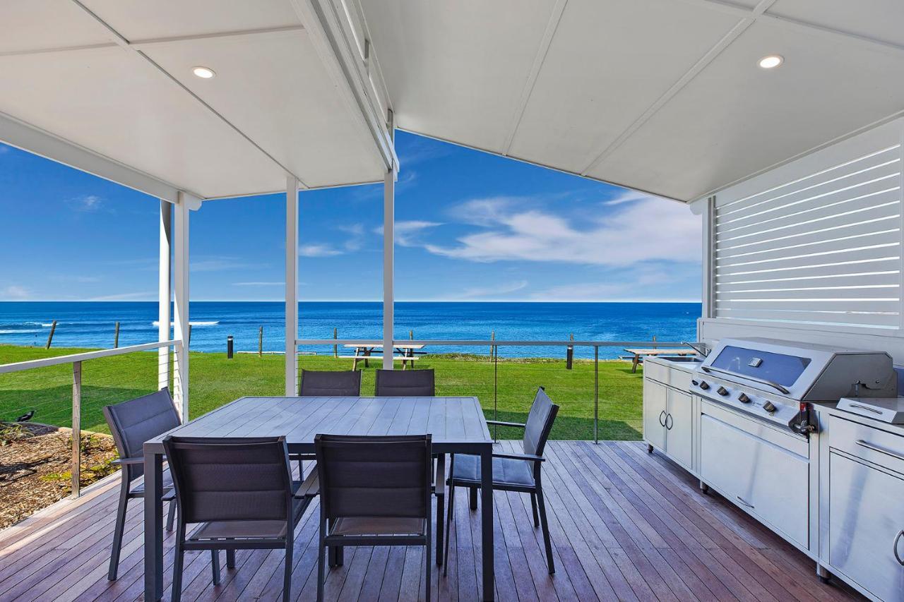 Blue Lagoon Beach Resort Bateau Bay Exterior foto