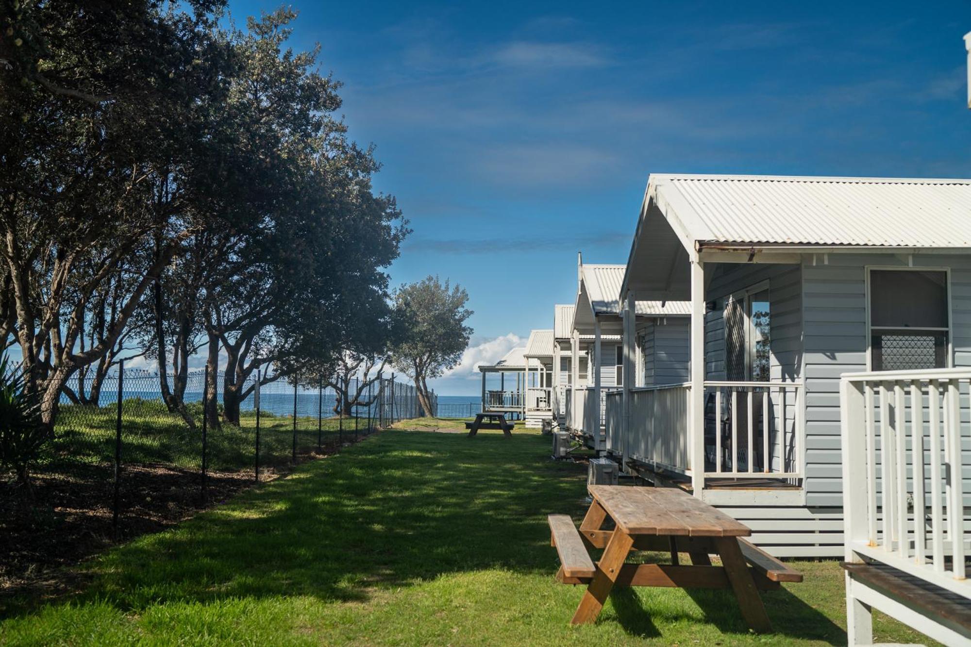 Blue Lagoon Beach Resort Bateau Bay Exterior foto