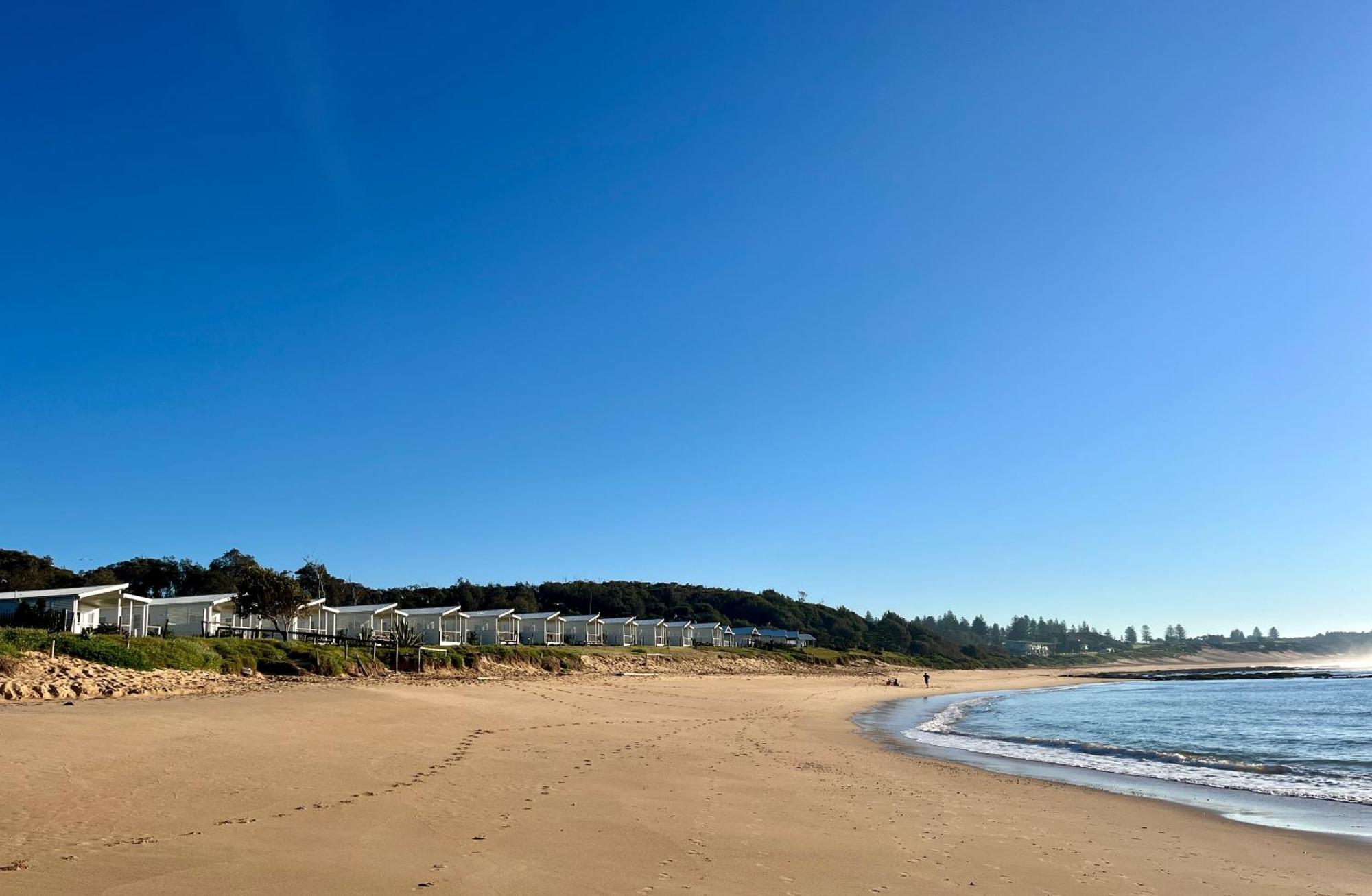 Blue Lagoon Beach Resort Bateau Bay Exterior foto